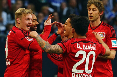 半场战报：葡萄牙体育2-0布鲁日，路易斯-苏亚雷斯传射（半场快讯：葡萄牙体育2比0领先布鲁日，路易斯-苏亚雷斯一传一射）