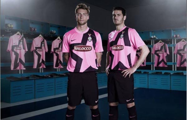 官方：前浦和红钻冠军教头彼得罗维奇出任名古屋鲸鱼主帅（名古屋鲸鱼官宣：前浦和红钻冠军主帅彼得罗维奇上任）